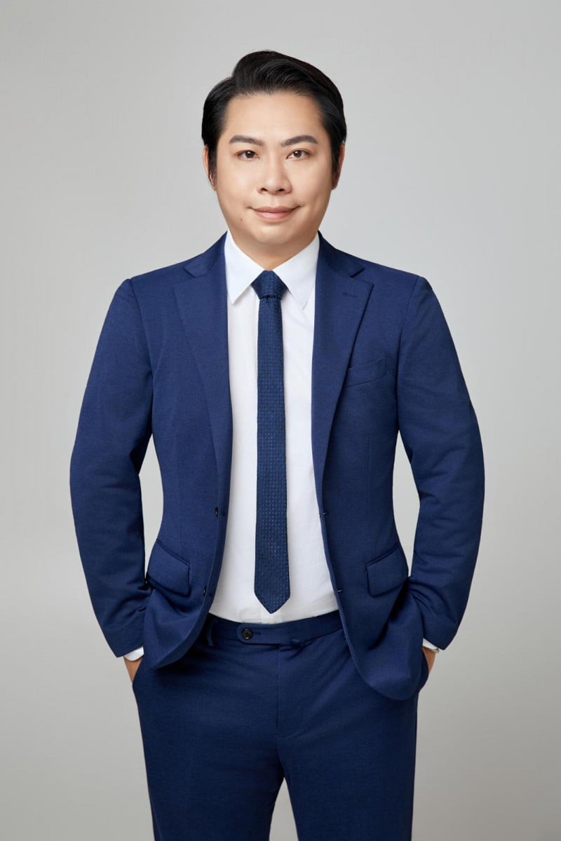 馮偉峻先生 Kidd Fung